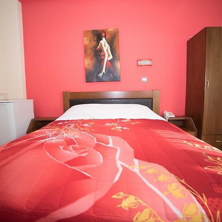 Hotel Galaxias Loutraki  Exterior photo