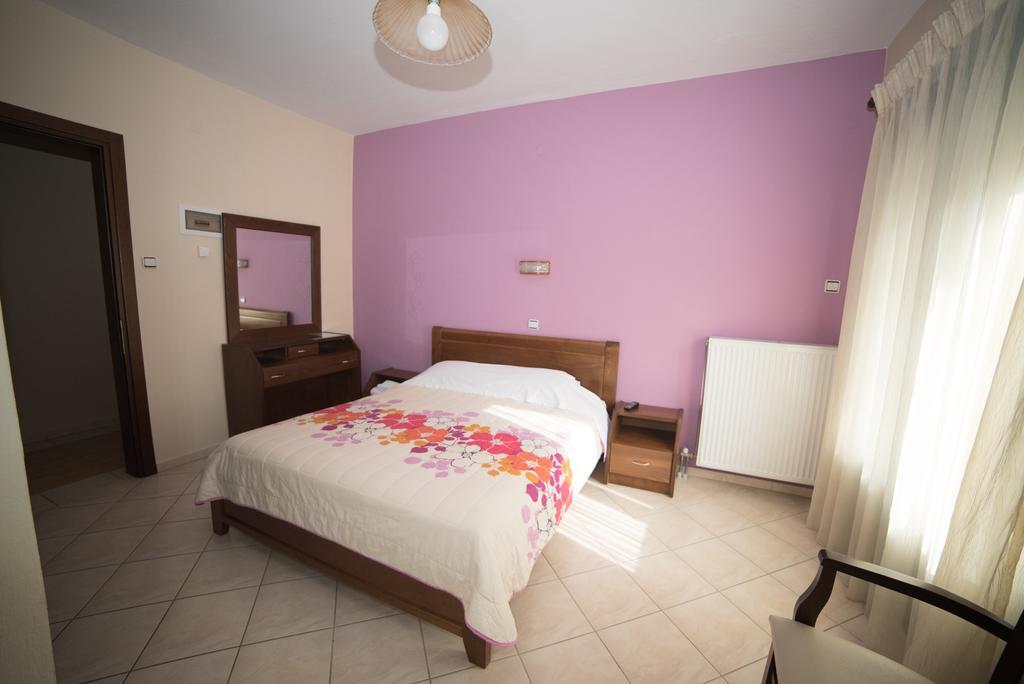 Hotel Galaxias Loutraki  Exterior photo