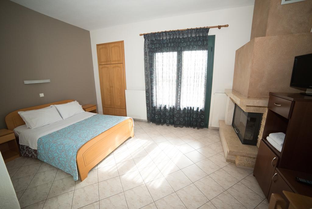 Hotel Galaxias Loutraki  Exterior photo